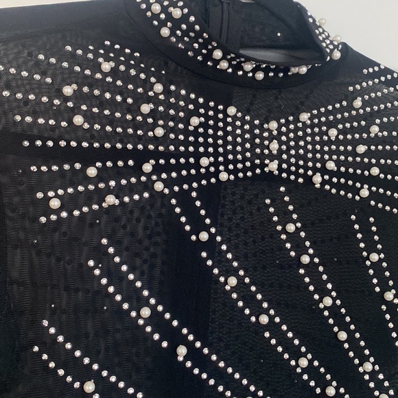 Pearl and diamond mesh dress - Size small - Picture 3 of 4